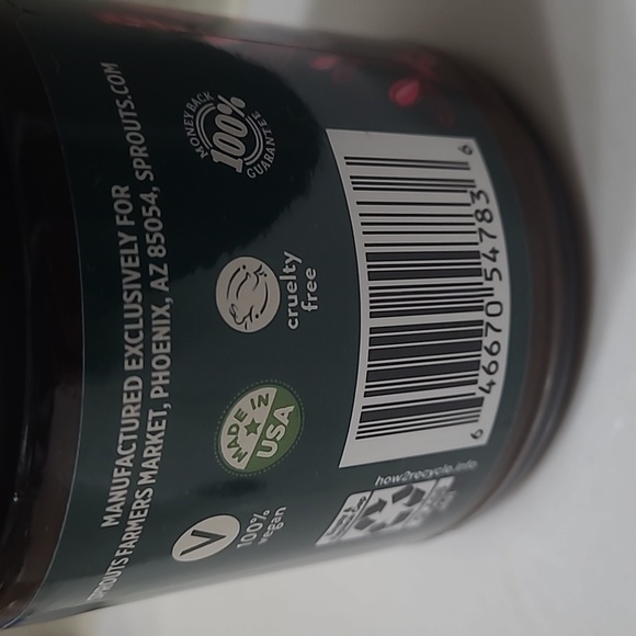 100% Soy Wax Spring Bloom Artisan Hand Poured Candle - Picture 6 of 7